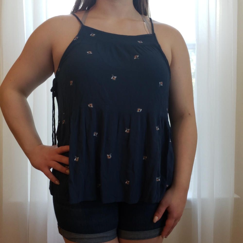 Universal Thread Halter Top